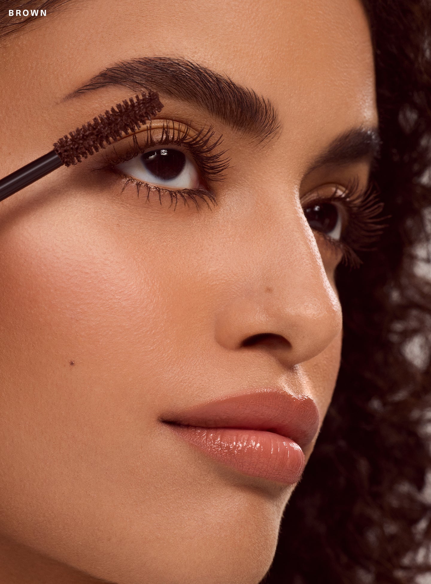 Perfect Strokes Universal Volumizing Mascara - Brown